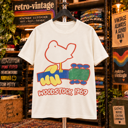 Retro Woodstock Festival Hippie T-Shirt