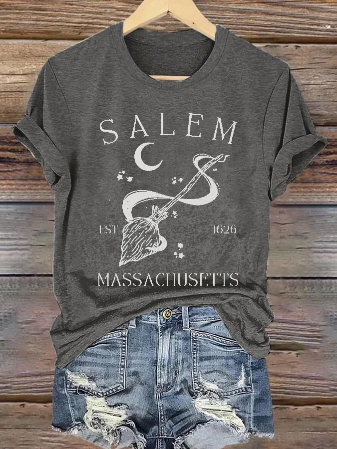 Women's Salem Massachusetts Halloween Print T-Shirt