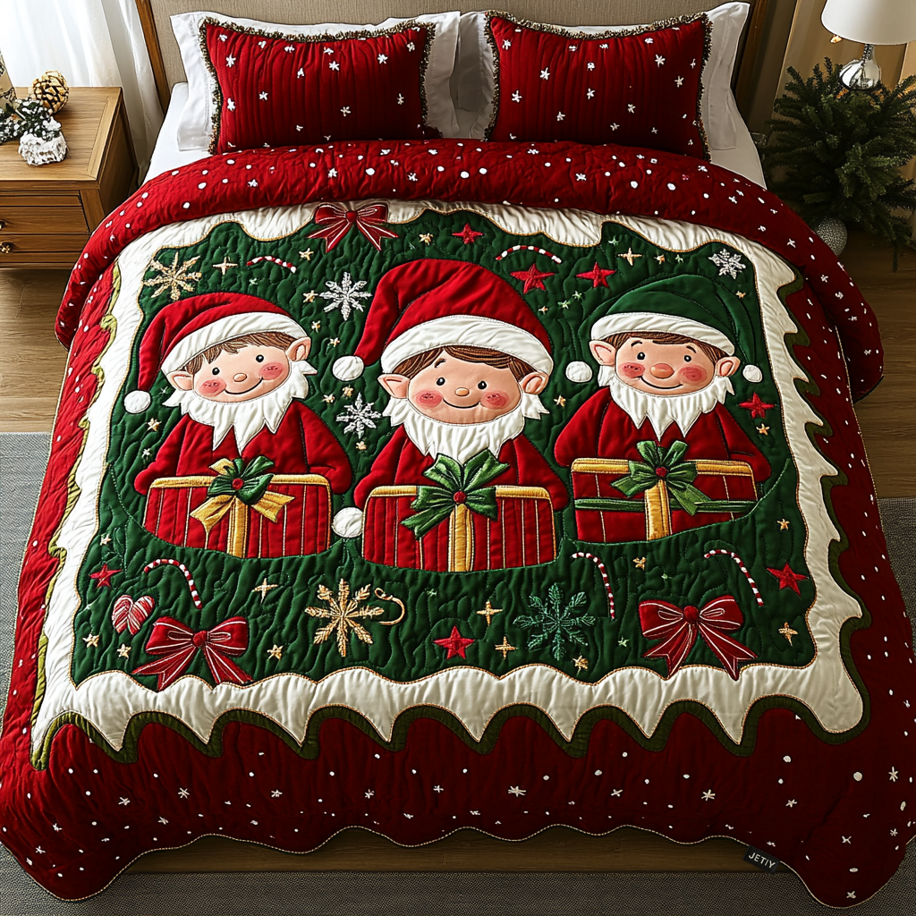Jolly Tree Trimmers 3-Piece Quilted Bedding Set NCU0DK2266