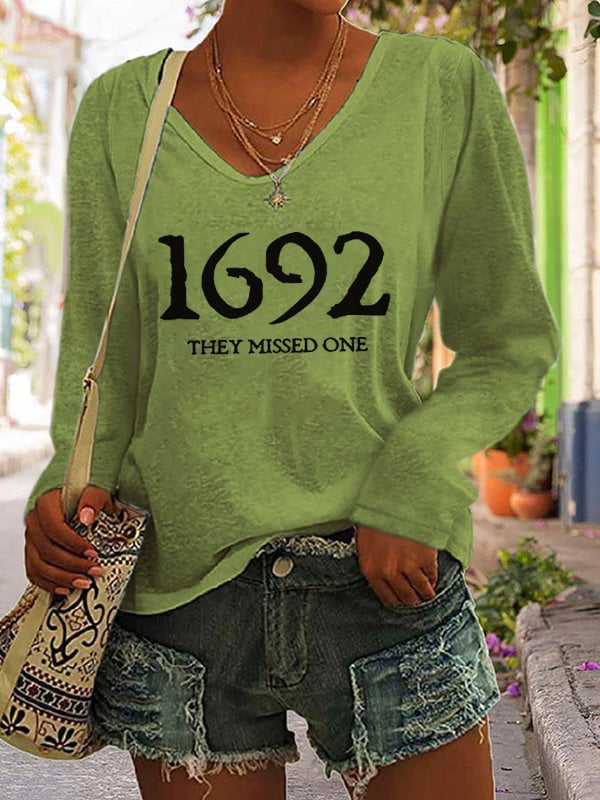 Women's 1692 They Missed One Salem Witch Print Casual Long Sleeve V-Neck T-Shirt